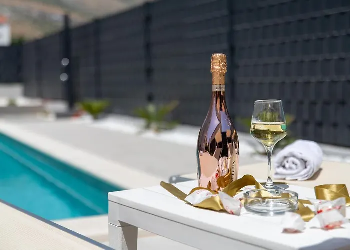 Ban דירה טרוגיר