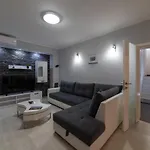 Apartment Ban *