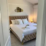 Ban Apartment