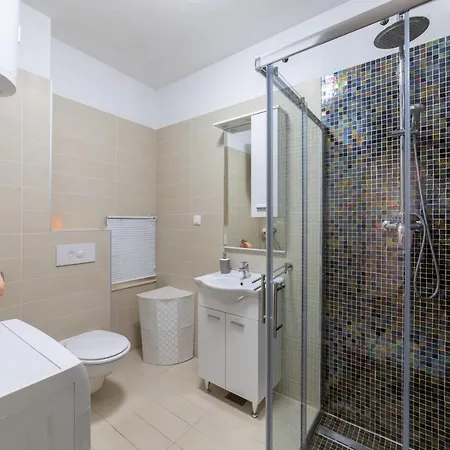 Ban Apartament